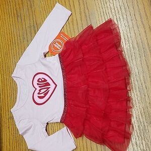 Nwt baby girl size 12 months dress